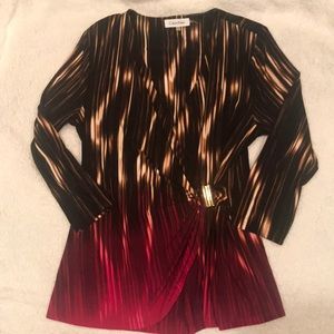 6/$20 Calvin Klein Top